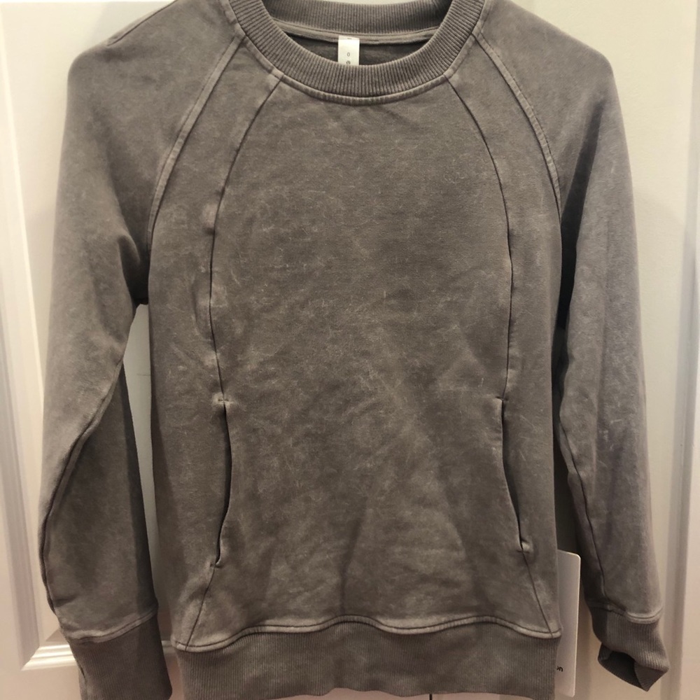 brand new lululemon crew neck